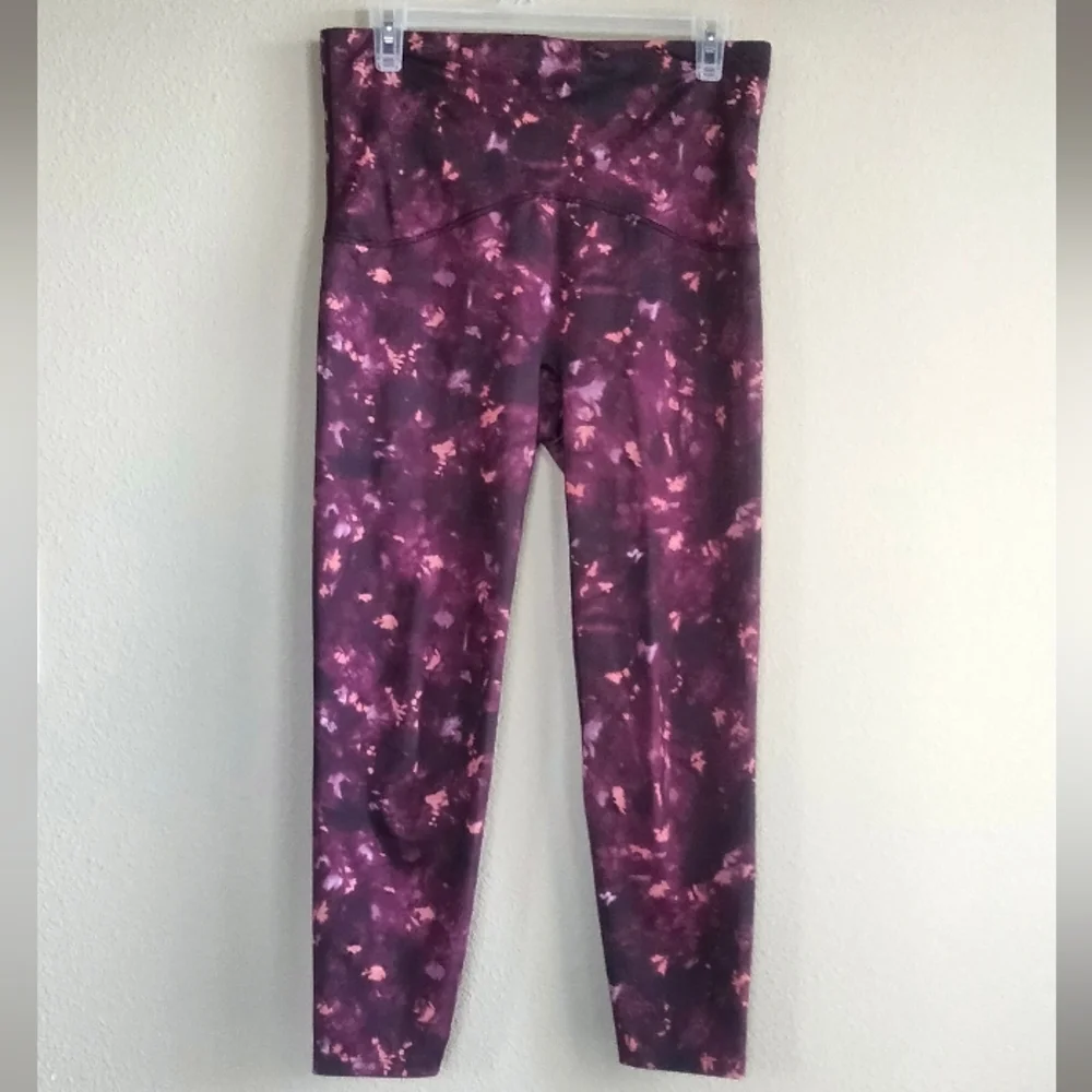 Spanx Size Large Purple and Pink Patterned Leggings